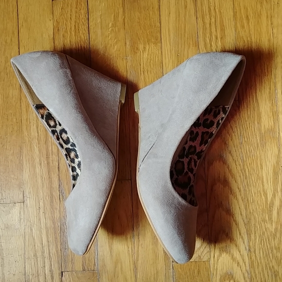 Shoes - Picture 4 of 4